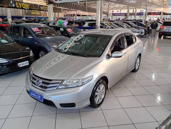 HONDA CITY 1.5 LX 16V FLEX 4P MANUAL HONDA CITY 1.5 LX 16V FLEX 4P MANUAL